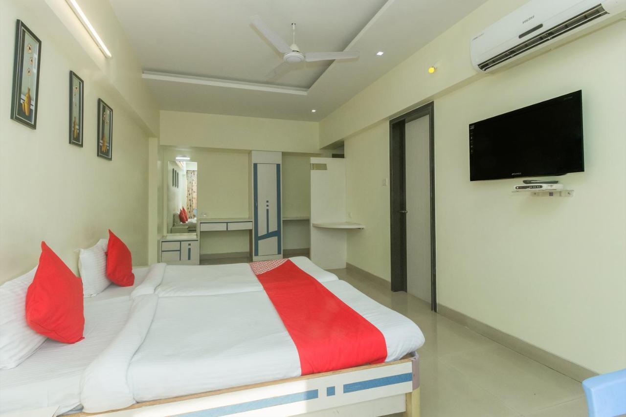 Flagship 4387 Hotel Theem Plaaza Nashik Zewnętrze zdjęcie